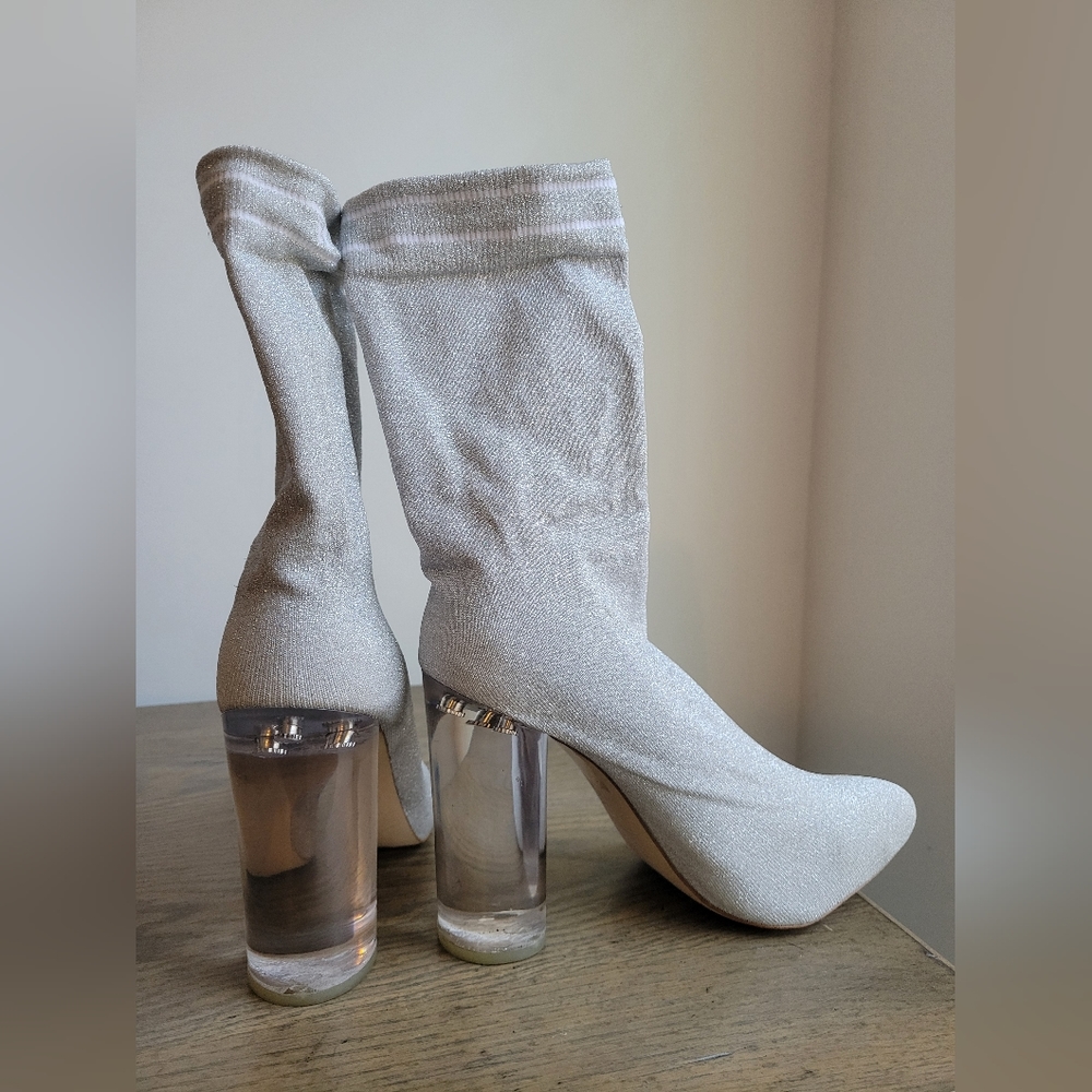 Heeled sock boots